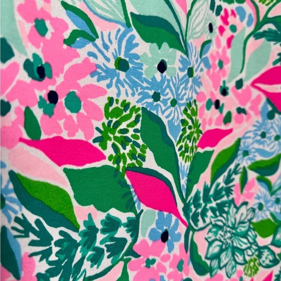 Lilly Pulitzer UPF 50+ Sophiletta Short Sleeve Dress, Water Lilly Green Leaf Me - Picture 4 of 14